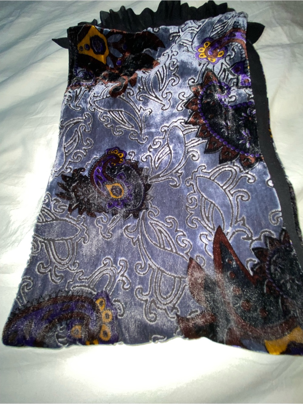 Black Ruffled Sheer Panel scarf - Picture 4 of 4